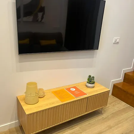 Loft Accommodative B Appartamento Valenza